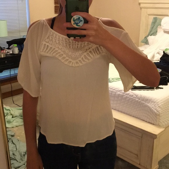 Xhilaration white cold shoulder shirt - Picture 6 of 6